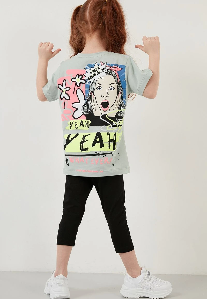 LELA REGULAR FIT T-SHIRT AND LEGGINGS - Leggings - Green , Niños 2 LELA REGULAR FIT T-SHIRT AND LEGGINGS - Leggings - Green , Niños - Imagen 2