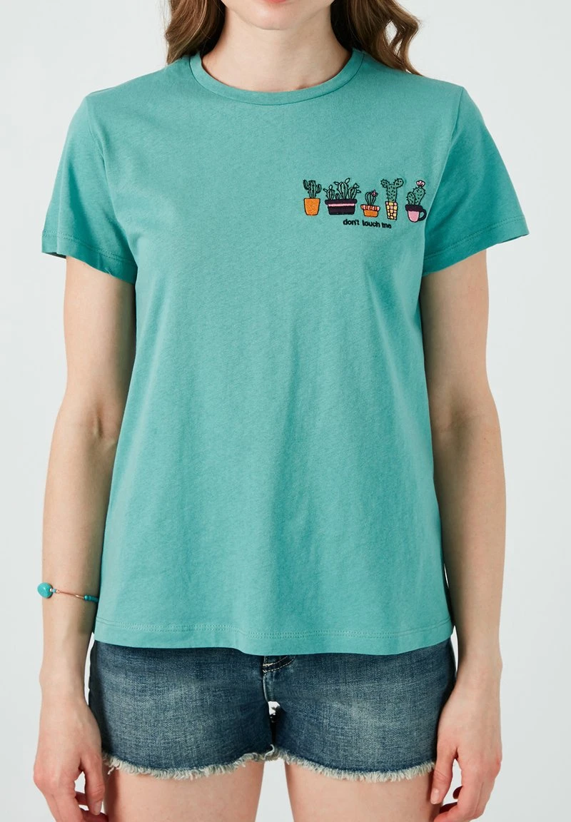 LELA Camiseta Estampada - Mint , Mujer 4 LELA Camiseta Estampada - Mint , Mujer - Imagen 4