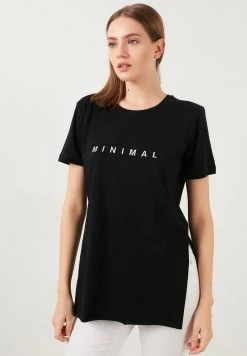 LELA Camiseta Estampada - Black, Mujer