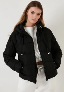 LELA Chaqueta De Invierno - Black, Mujer -LELA Tienda c57ce3932a5b4469885b75f698440d54