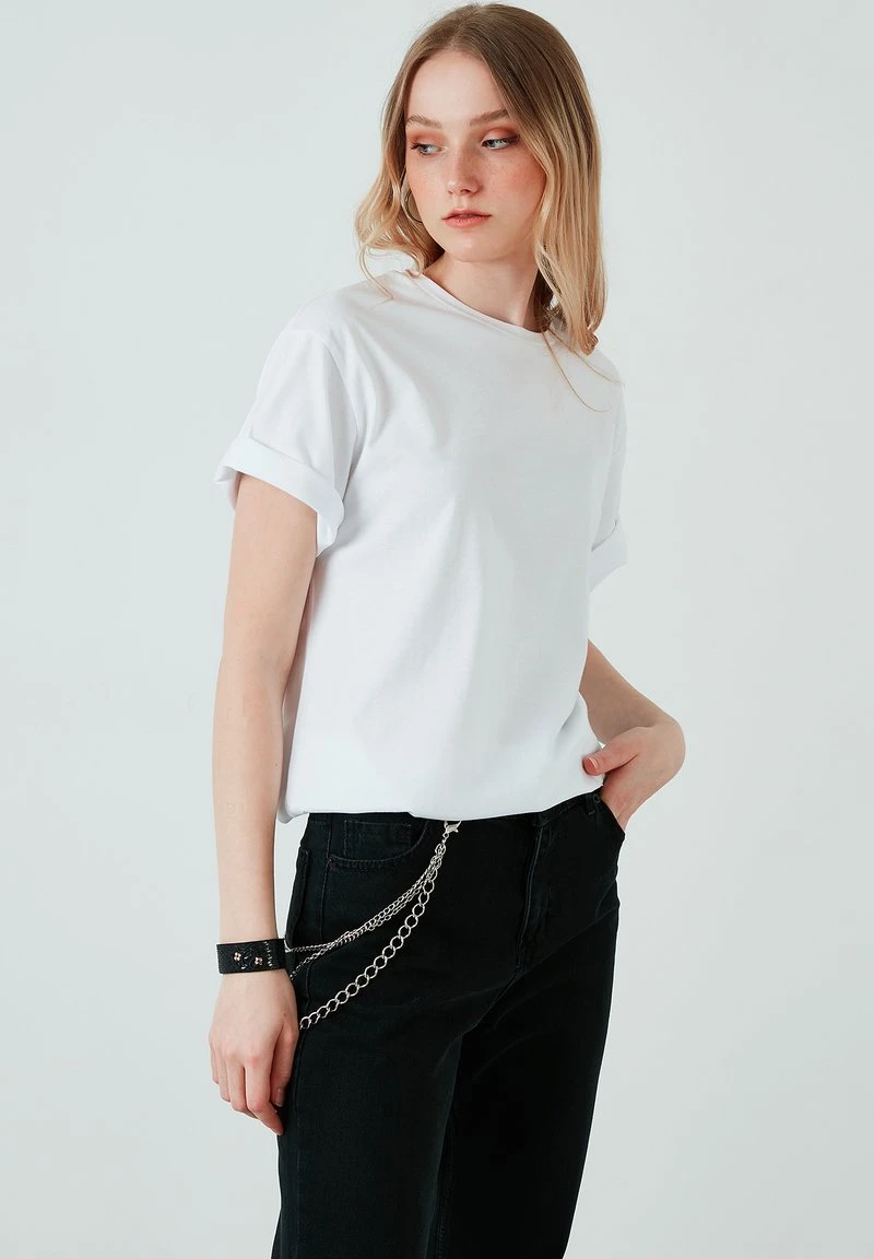 LELA Camiseta Estampada - White , Mujer 3 LELA Camiseta Estampada - White , Mujer - Imagen 3