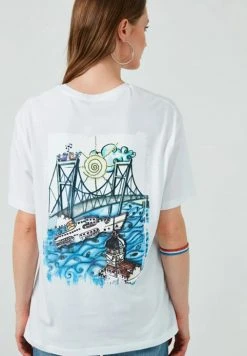 LELA Camiseta Estampada - White , Mujer