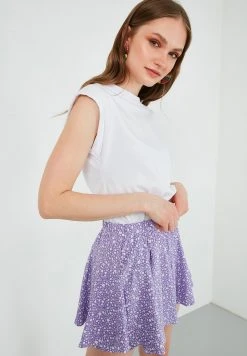 LELA Camiseta Básica - White , Mujer -LELA Tienda d607ab71c29e48c19a81eb22a785afe5