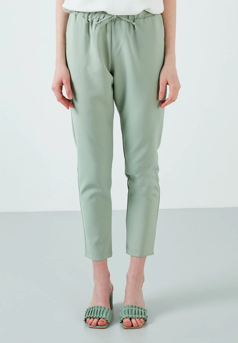 LELA HIGH WAISTED DRAWSTRING POCKET - Pantalones - Mint , Mujer 1 LELA HIGH WAISTED DRAWSTRING POCKET - Pantalones - Mint , Mujer