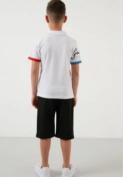 LELA REGULAR FIT SET - Shorts - White, Niños -LELA Tienda dce5aec7e72a42b08c3ae9140b81ec34