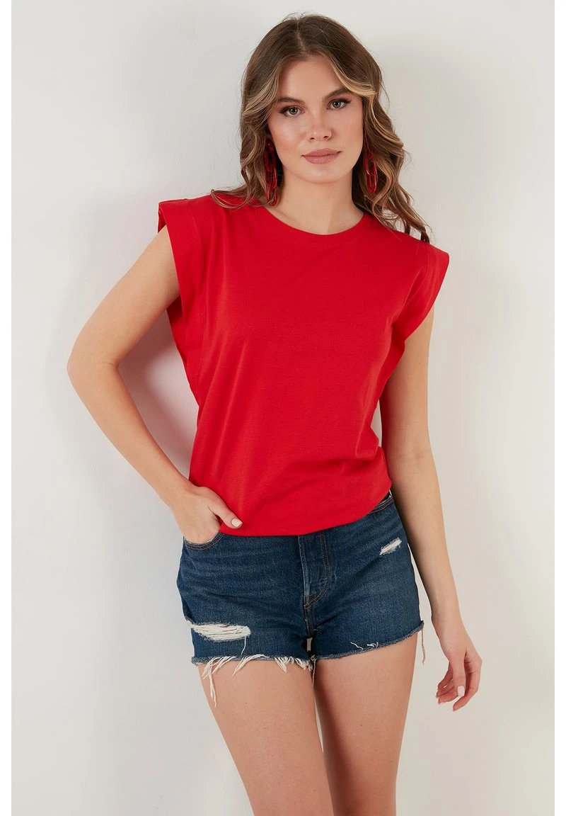 LELA Camiseta Básica - Red , Mujer 5 LELA Camiseta Básica - Red , Mujer - Imagen 5