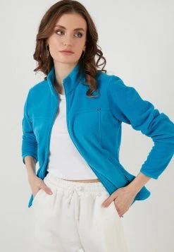 LELA HIGH COLLAR ZIPPER - Forro Polar - Turquoise, Mujer -LELA Tienda e011f3b5917a46c1af84f988d0065af6