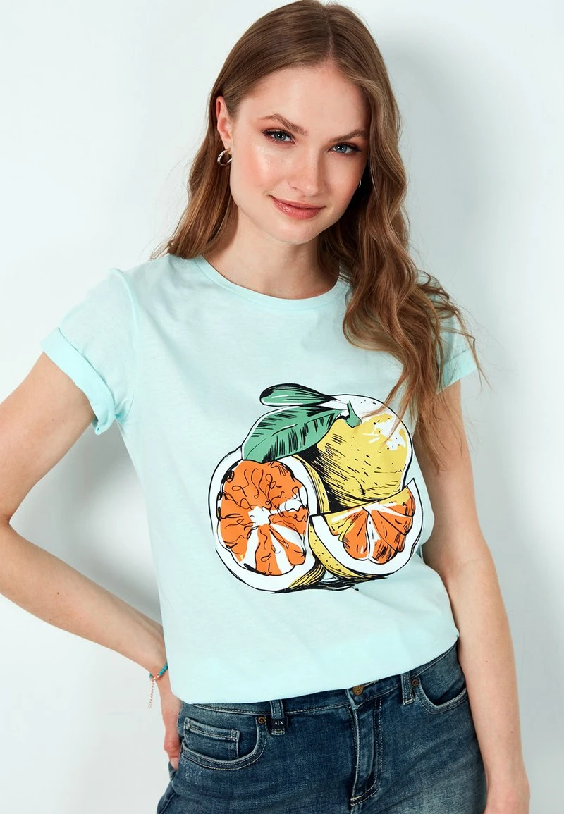 LELA Camiseta Estampada - Mint , Mujer 4 LELA Camiseta Estampada - Mint , Mujer - Imagen 4