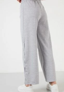 LELA Pantalones Deportivos - Grey , Mujer -LELA Tienda ee9bbfefbd964c229d6c5f95fe7ed27a