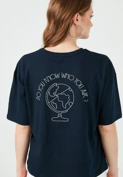 LELA Camiseta Estampada - Navy Blue, Mujer