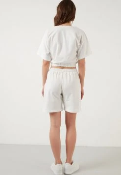 LELA CROP - Shorts - Ecru , Mujer 12 LELA CROP - Shorts - Ecru , Mujer -LELA Tienda f6d29333930d40a48deb30f1c7cd6fd8