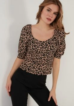 LELA Blusa - Black Lepoard , Mujer -LELA Tienda f7d2965ccca741cebb70c96ead1a2cb8