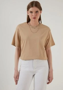 LELA Camiseta Estampada - Camel , Mujer 11 LELA Camiseta Estampada - Camel , Mujer -LELA Tienda f81427a4a769445992a269ed1c668290