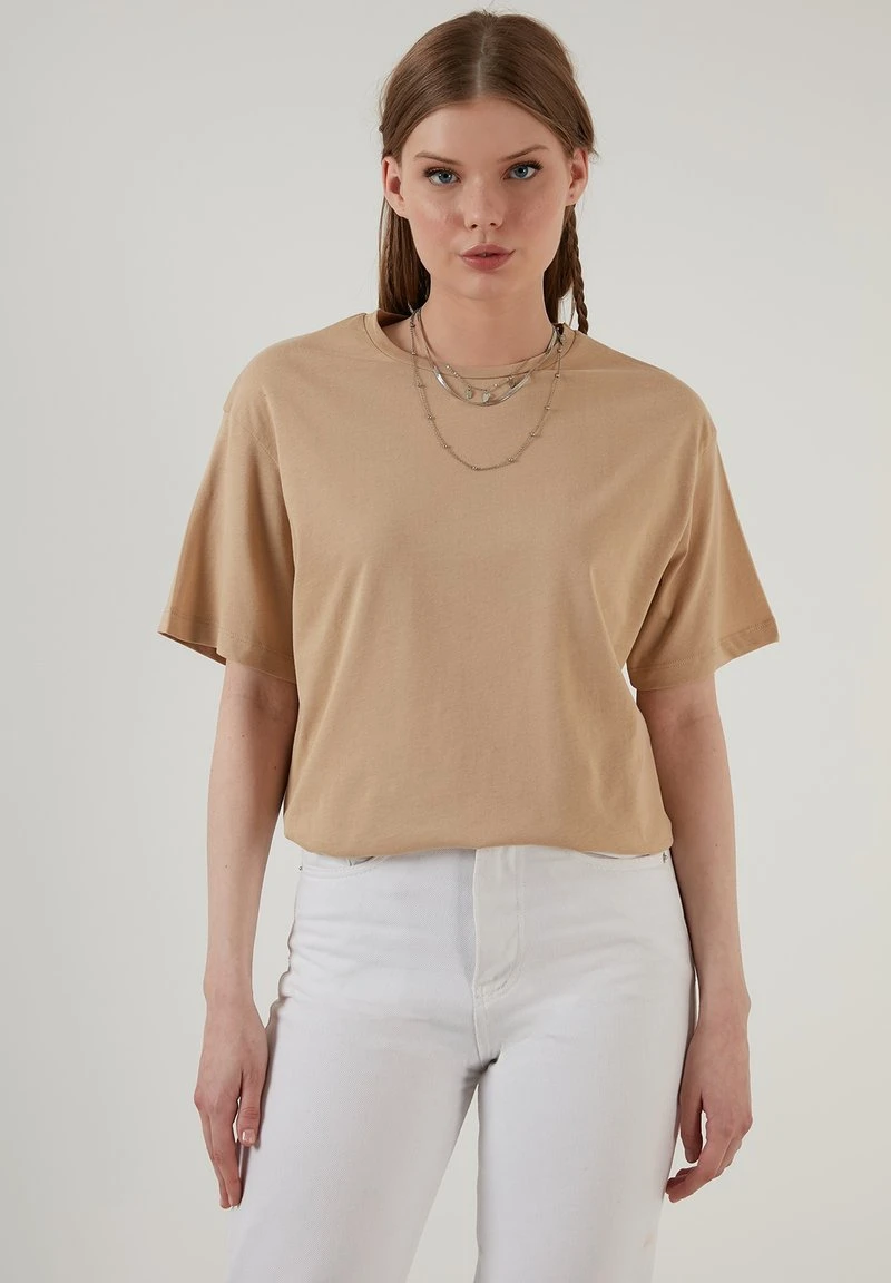 LELA Camiseta Estampada - Camel , Mujer 6 LELA Camiseta Estampada - Camel , Mujer - Imagen 6