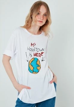 LELA Camiseta Estampada - White , Mujer